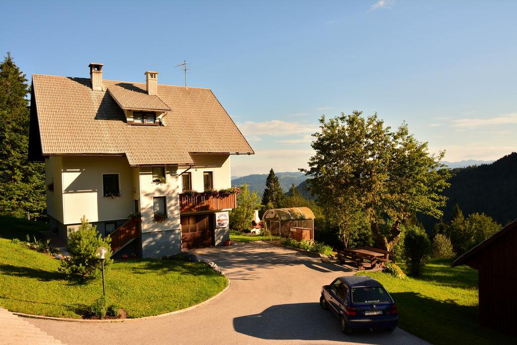 Apartments Pri Marjetki Cerkno Extérieur photo
