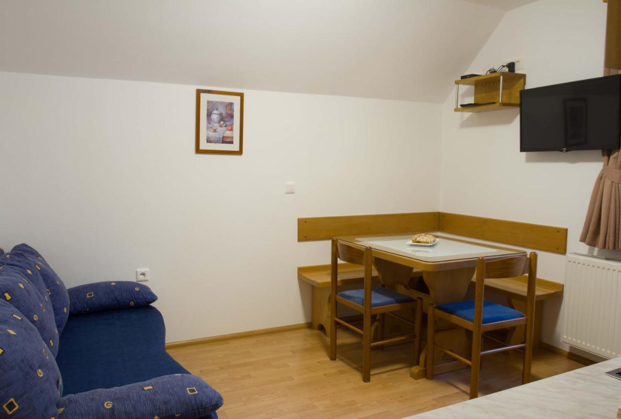 Apartments Pri Marjetki Cerkno Extérieur photo